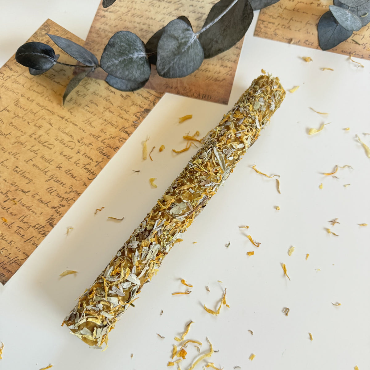 Vela de Miel Limpieza y Renovación · Ruda, Salvia y Caléndula